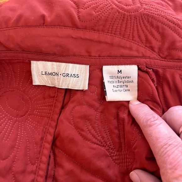 Lemon Grass Women’s size Medium Quilted Jacket Burnt Orange Comfort Warm Cozy - Picture 10 of 13